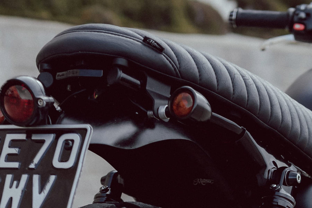 Xi Nhan Motone Custom Billet Indicators (Set 2 đèn) - XNM002B