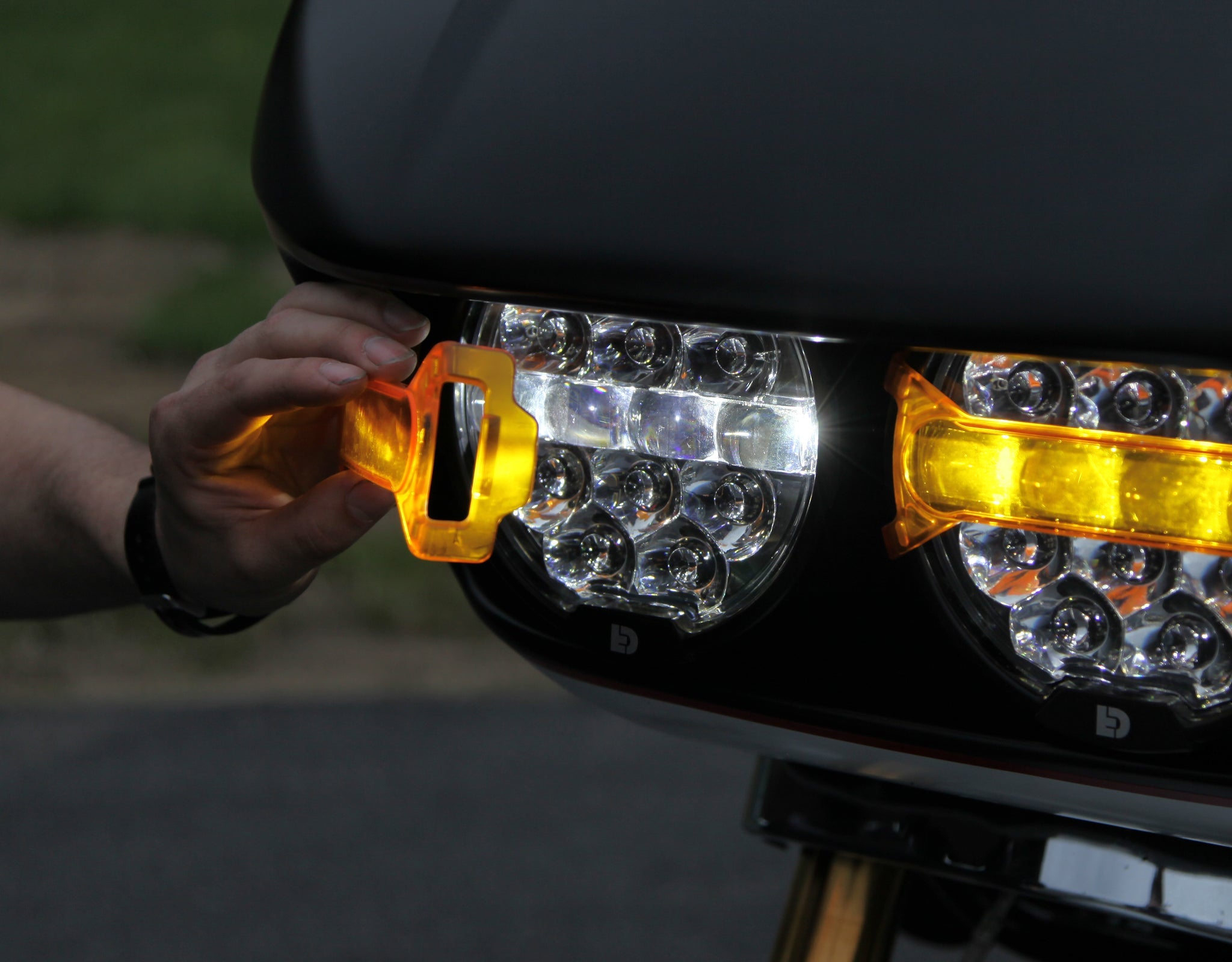 Đèn Pha Denali LED D14 Destroyer - Lắp Đặt Đa Năng 6.75" Tròn