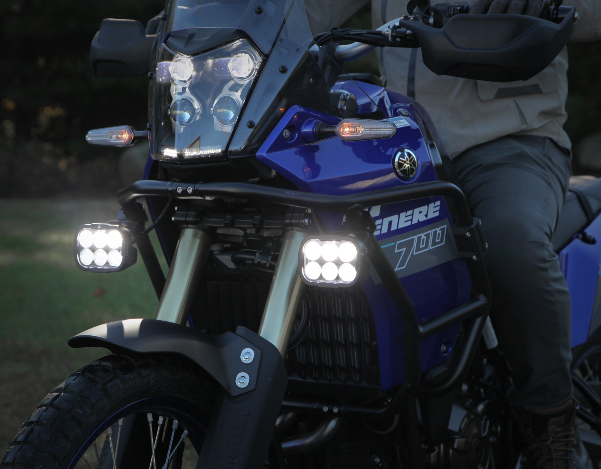 Denali DL6 Driving Light Pods with DataDim™ Technology