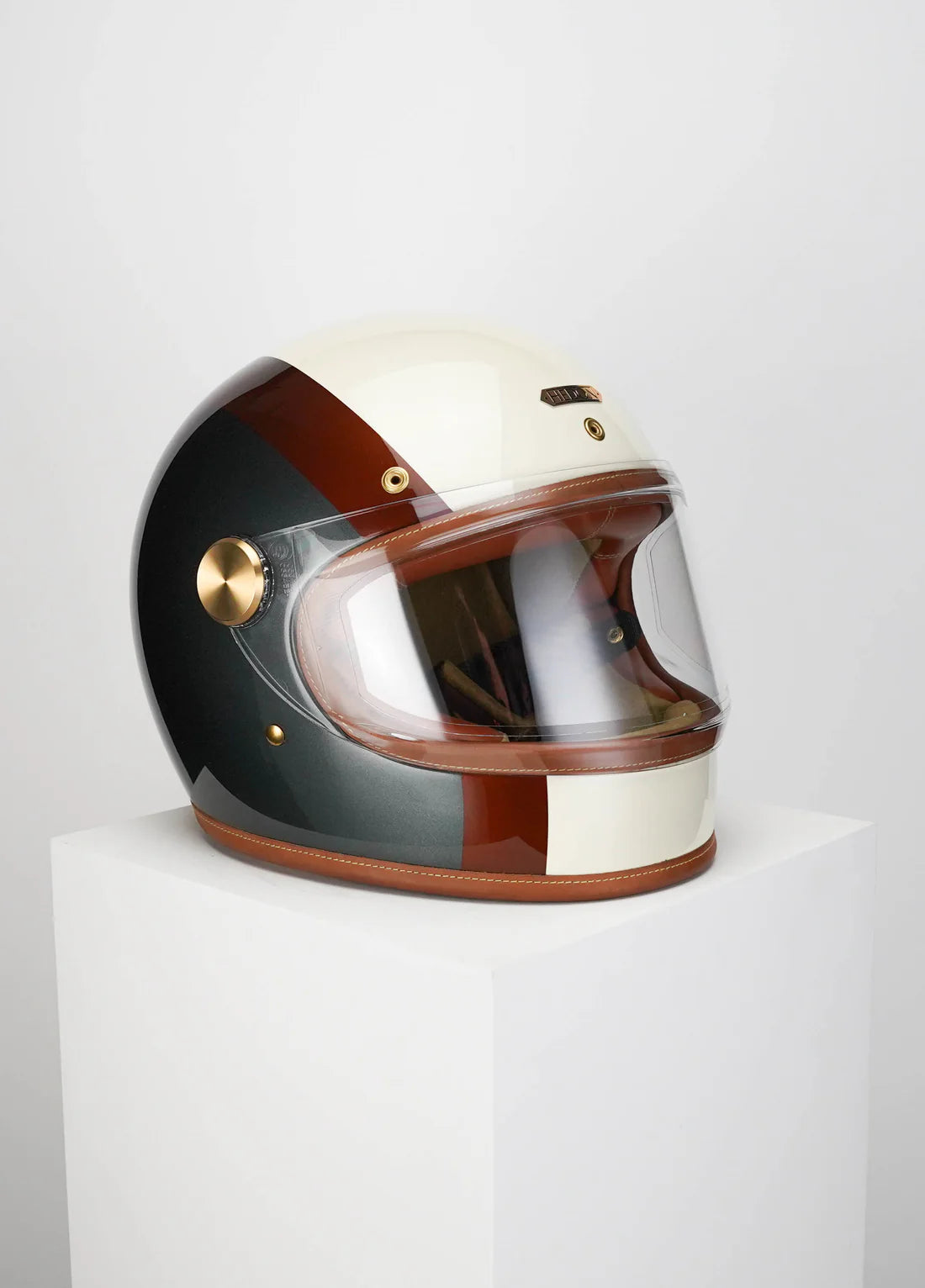 Hedon Heroine Racer Eastwood 2.0 - Handcrafted Full Face Helmet