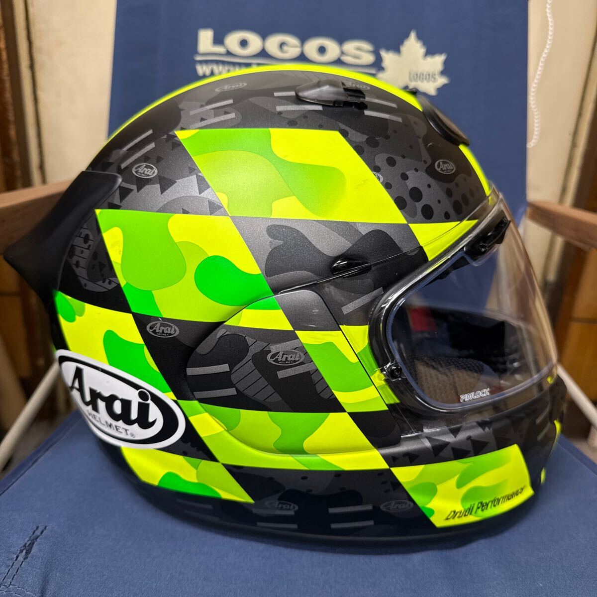 ARAI ASTRO- GX CHECKER YELLOW