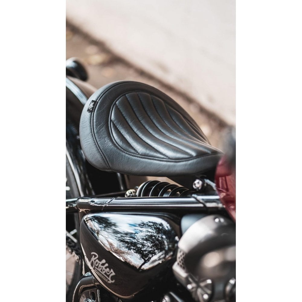 Yen Motone King Cobra Seat – Vertical Ribs - MSM029