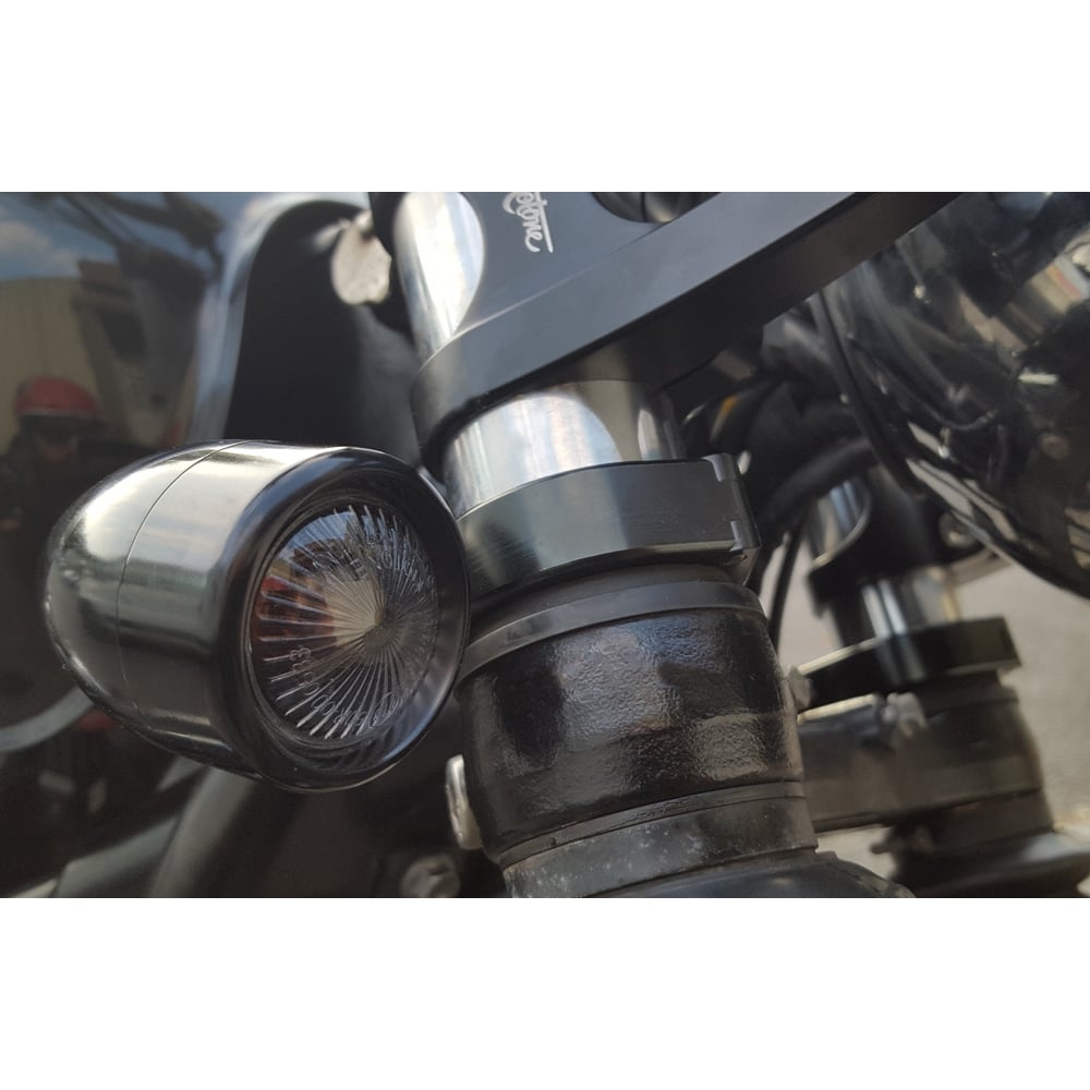 Motone Wrap Around Fork Turn Signal Clamps M10 - 41mm - PXN041B
