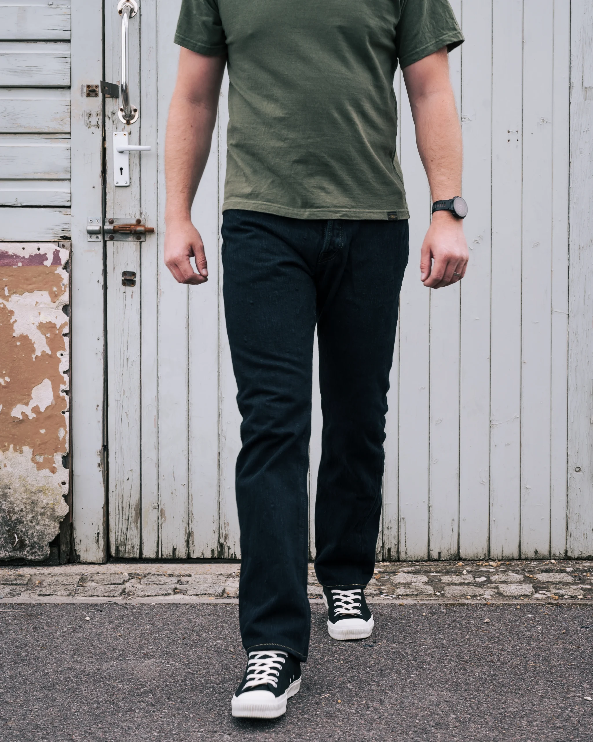 Iron Heart IH-888S-SLBod 16oz Slubby Selvedge Denim Relaxed Tapered Cut Jeans - Indigo Overdyed - Image 13