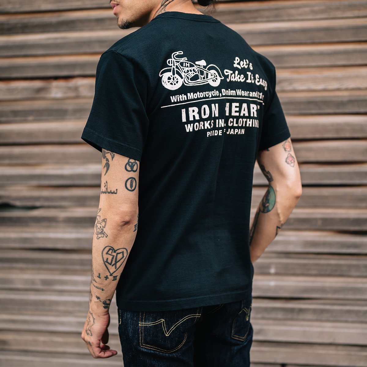 Iron Heart IHT-2404-NAV 7.5oz Printed Loopwheel Crew Neck T-Shirt - Black - Image 5