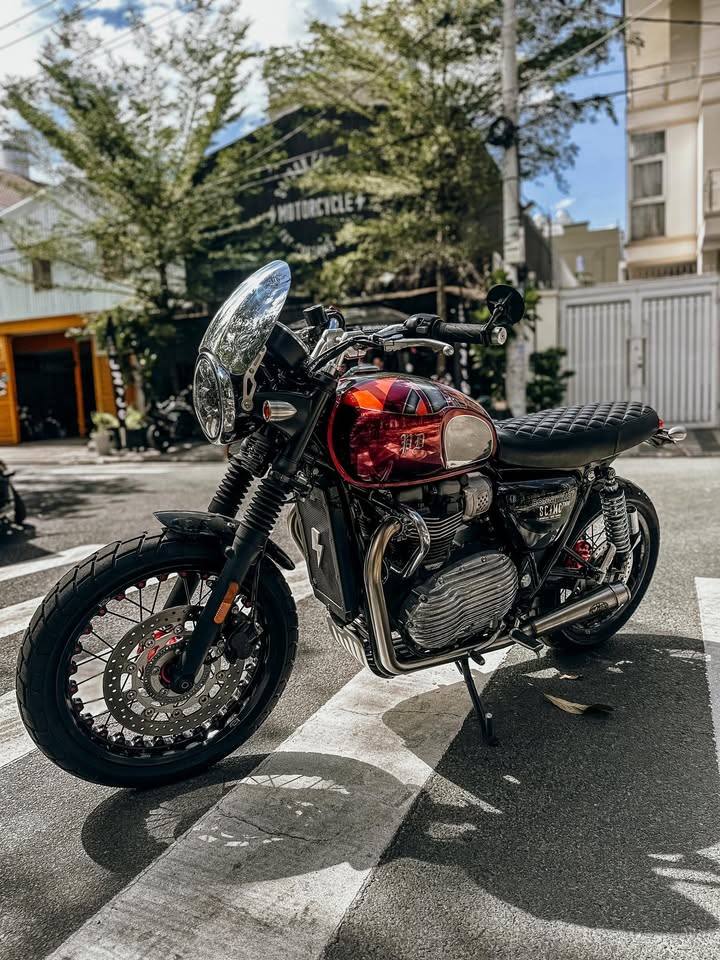 Ốp Lốc Máy Triumph Motone Ribbed – Polished Finish MMU063 - Image 5