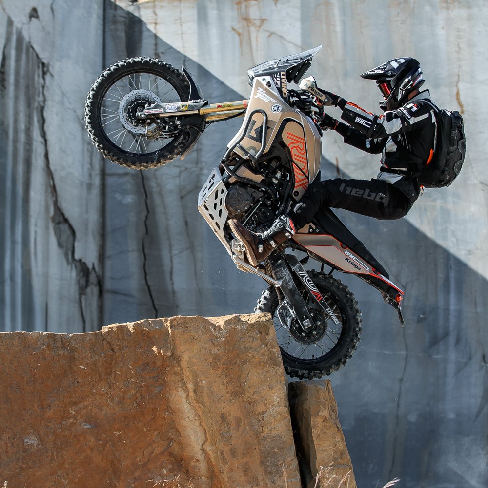 Kriega Trail 18 - Black - Image 9