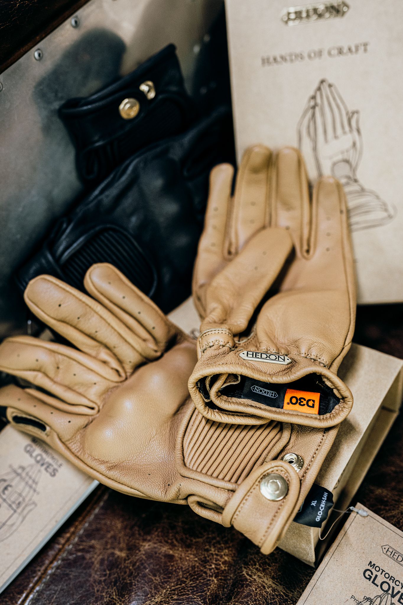 Găng tay da Hedon - Crafted Hands Gloves